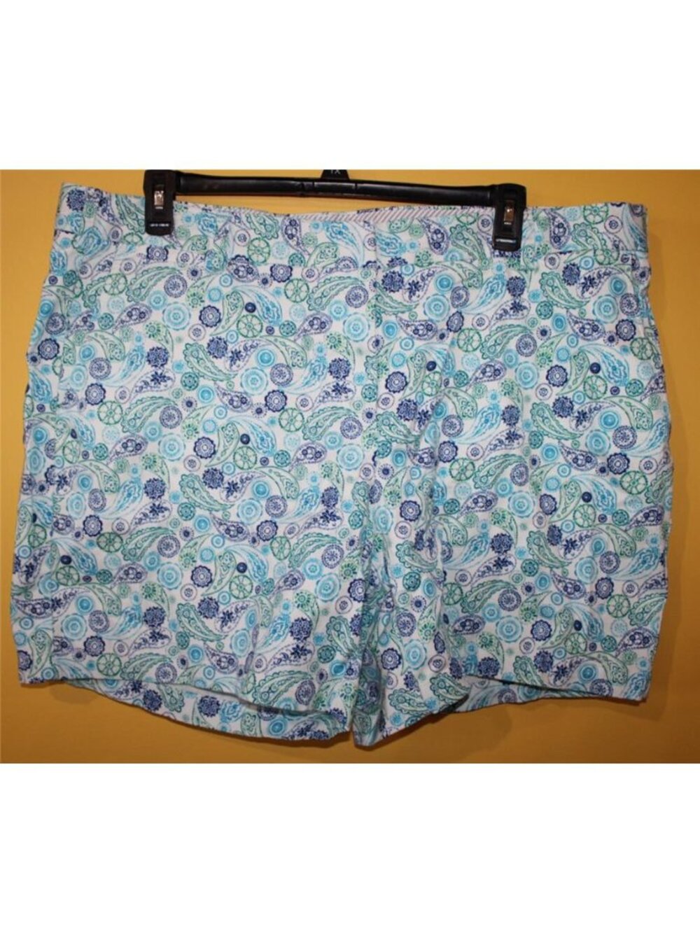 Lands' End Paisley Print 22W Mid Rise Shorts 3x White with Blues